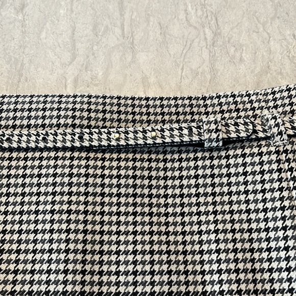 H&M Houndstooth Skirt - Picture 3 of 4